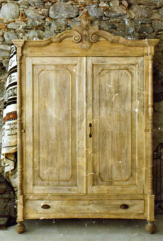Armadio in stile 800 francese originale - clicca per ingrandire